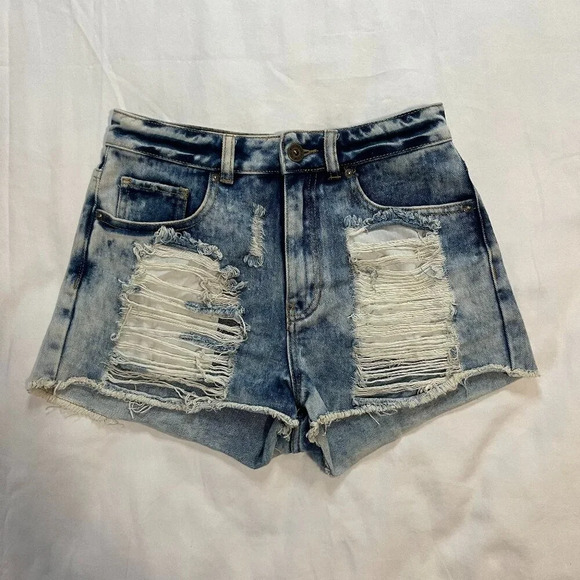 Bullhead Denim Co Ripped Destroyed High Rise Mom Jean Shorts | Size 5 - Picture 1 of 5